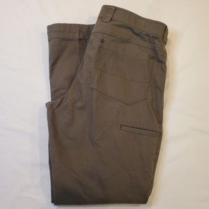 Alaskan Hardgear Stone Run Standard Fit Utility Pants Size 36x34 Olive Green.